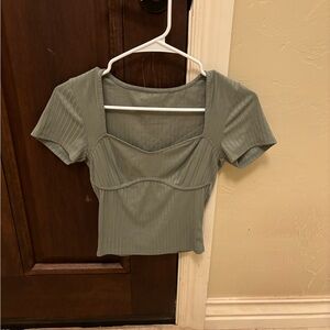 green short sleeve top